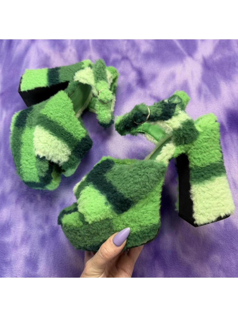 Delias green plaid fuzzy furry platform heels